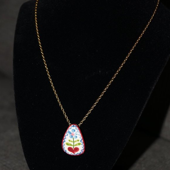 Hand painted ceramic pendant 18”chain. - Picture 2 of 2